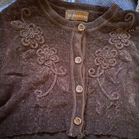 Vintage style sweater bundle b - Picture 9 of 10